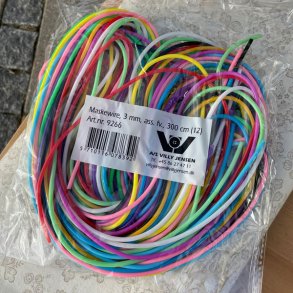 Maskewire til strikketjet