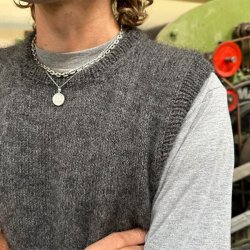 billede Novice slipover man, strik i Dansk Pelsuld 5,5/2