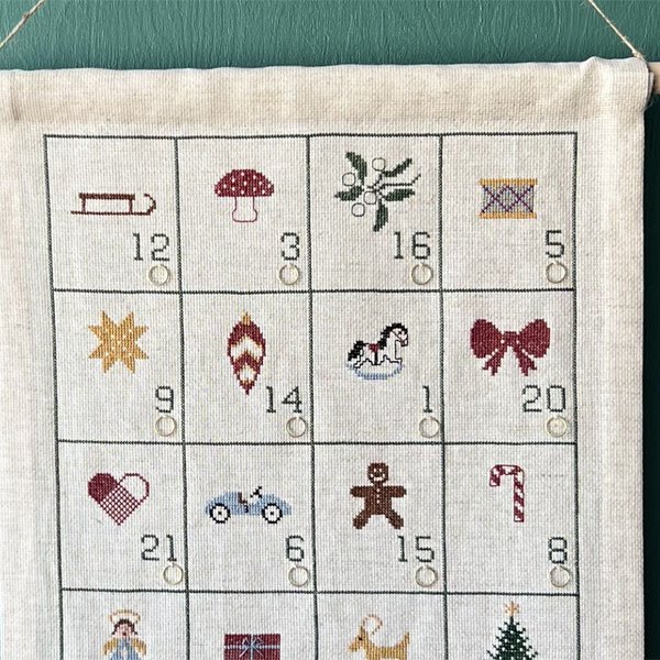 Peters jul - julekalender med broderi