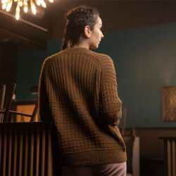 Piano - sweater i Pernilla og Alva