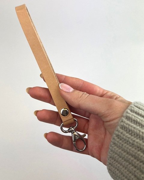 L�derrem til garnholderen to go