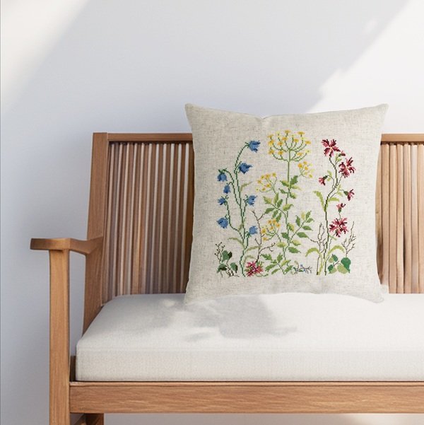 Gr�ftekantsblomster - pude med broderi