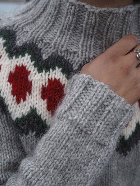 Rubysweater - flot strik i Hyrdegarn