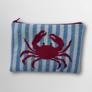 Broderikit til clutch med en taskekrabbe p� bl� og hvide striber