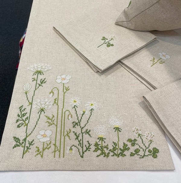 Wild on purpose - l�ber med broderi