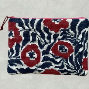 billede clutch med broderi Valmuer