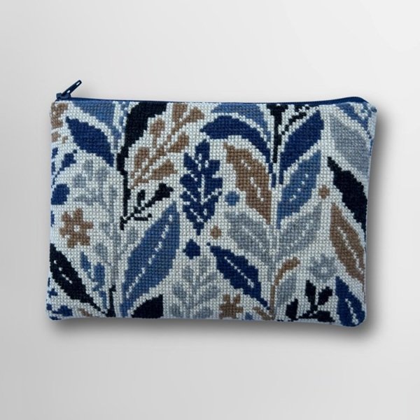 Vildnis - clutch med broderi