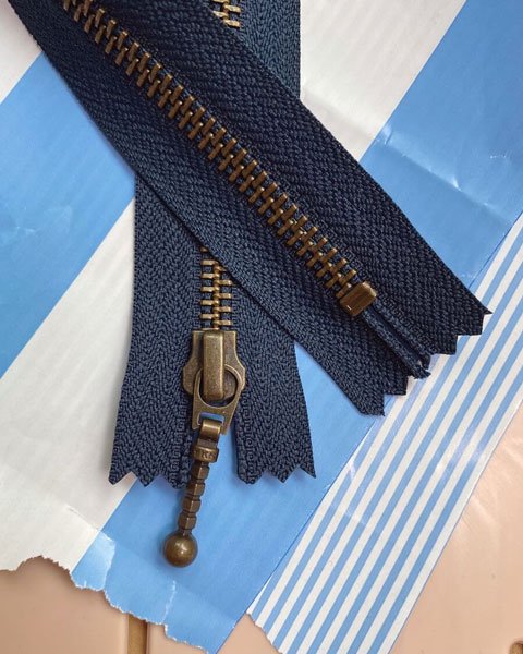 Lynlås til Zipper Sweater