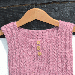 Sigga - fin lille vest i Anina garn