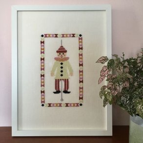 Sprllepige - ophng med broderi