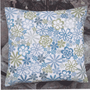 Blomsterpude, bl  - pude med broderi