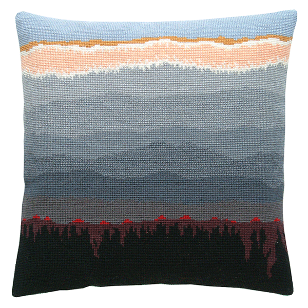 Waves, gr - stramajpude med broderi