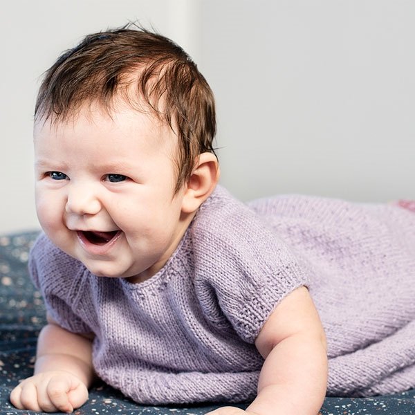 Camille - fin babykjole med pufrmer