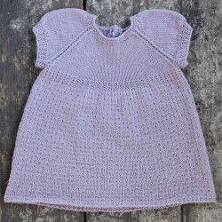 Camille - fin babykjole med pufrmer