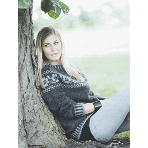 Sweater med rosenbort