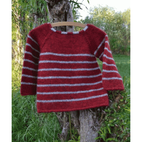 Barnesweater med hestet�mme-kanter