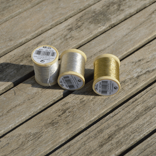 Metal broderigarn