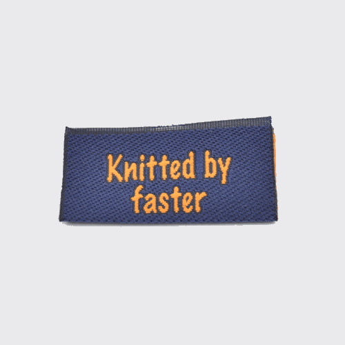 Knitted by faster - dobbeltlabel