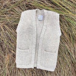 November Vest - strik i Håndværksgarn
